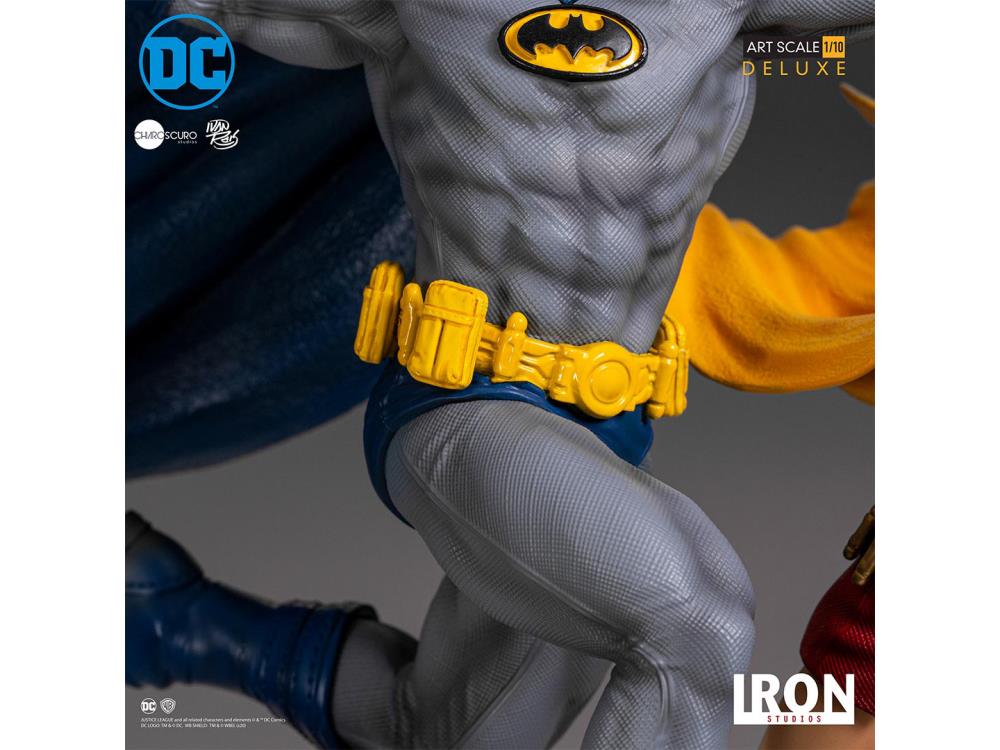 DC Comics Batman & Robin 1/10 Deluxe Art Scale Limited Edition Statue (Ivan Reis) Gallery Image 10