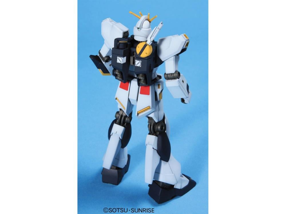 Mobile Suit Gundam: Char's Counterattack HGUC #86 RX-93 Nu Gundam 1/144 Scale Model Kit Gallery Image 8