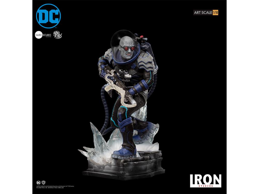 DC Comics Mr. Freeze 1/10 Deluxe Art Scale Limited Edition Statue Gallery Image 3