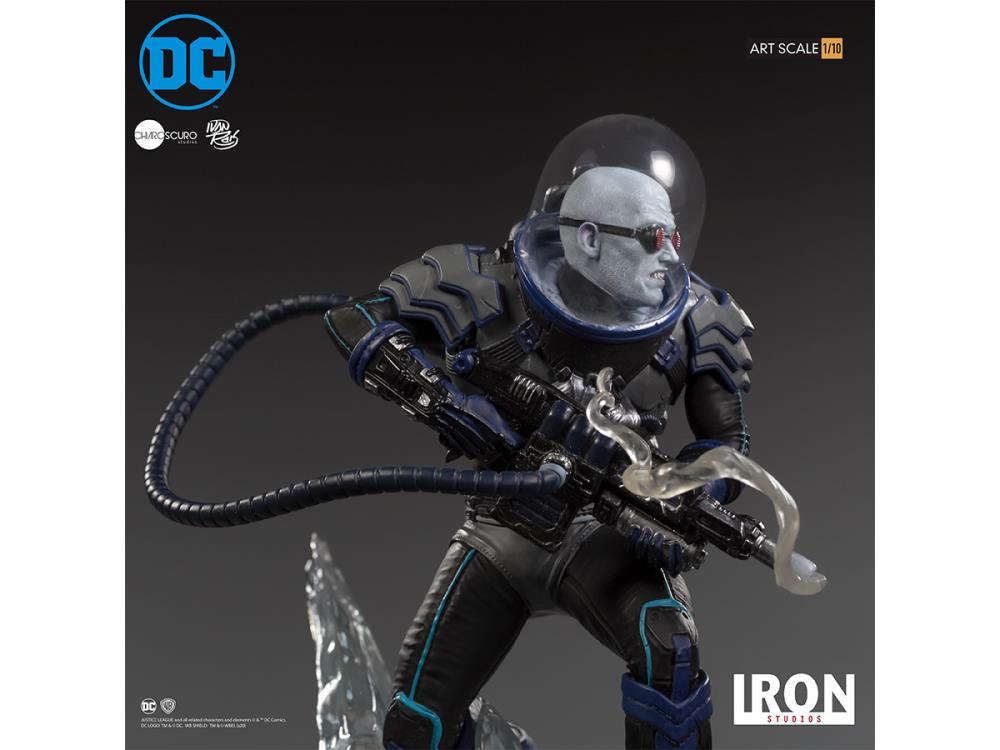 DC Comics Mr. Freeze 1/10 Deluxe Art Scale Limited Edition Statue Gallery Image 8
