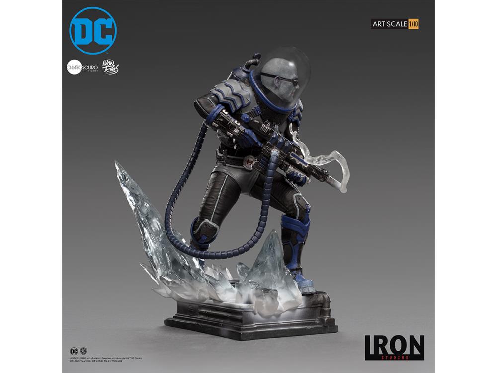 DC Comics Mr. Freeze 1/10 Deluxe Art Scale Limited Edition Statue Gallery Image 7