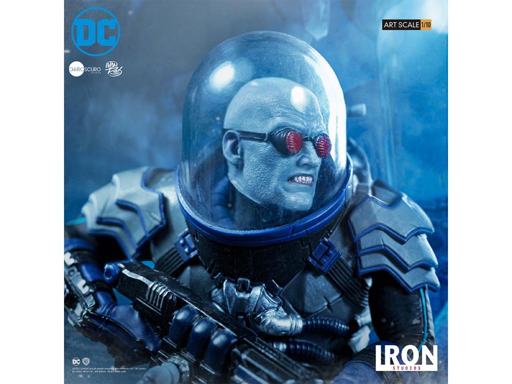 DC Comics Mr. Freeze 1/10 Deluxe Art Scale Limited Edition Statue Gallery Image 14