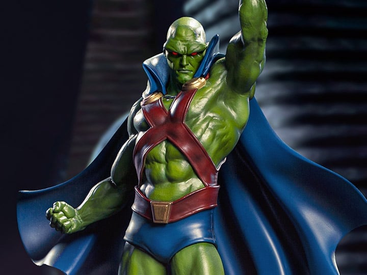 DC Comics Martian Manhunter 1/10 Deluxe Art Scale Limited Edition Statue Gallery Image 1