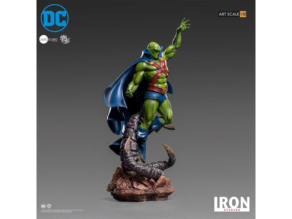 DC Comics Martian Manhunter 1/10 Deluxe Art Scale Limited Edition Statue Gallery Image 5