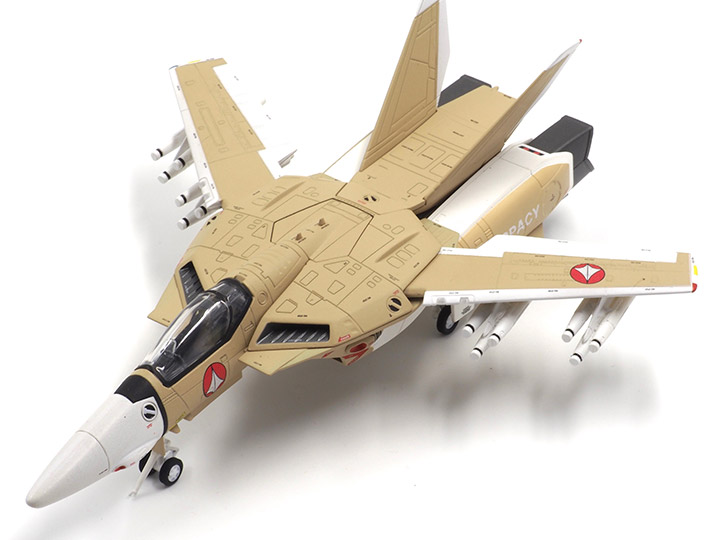 Macross VF-1A Valkyrie "Ben Dixon" 1/72 Scale Model Gallery Image 1
