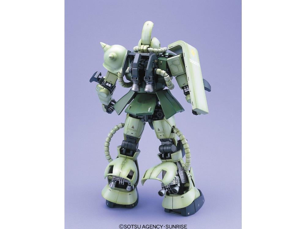 Mobile Suit Gundam PG MS-06F Zaku II (Green) 1/60 Scale Model Kit Gallery Image 6