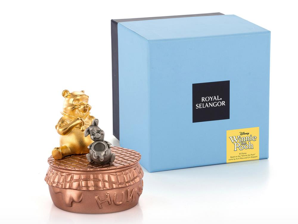 Winnie the Pooh (Gilt) Pewter Collectible Limited Edition Musical Carousel Gallery Image 11
