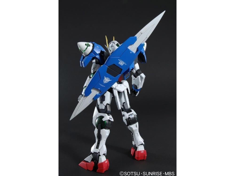 Mobile Suit Gundam 00 PG 00 Raiser Gundam 1/60 Scale Model Kit Gallery Image 5