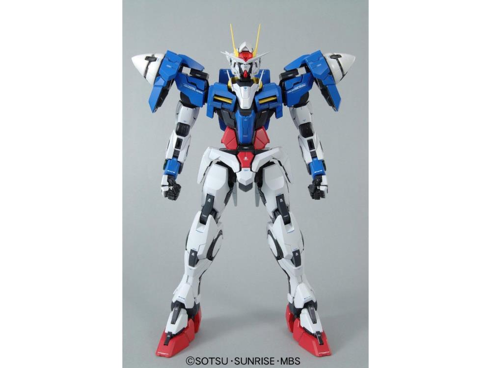 Mobile Suit Gundam 00 PG 00 Raiser Gundam 1/60 Scale Model Kit