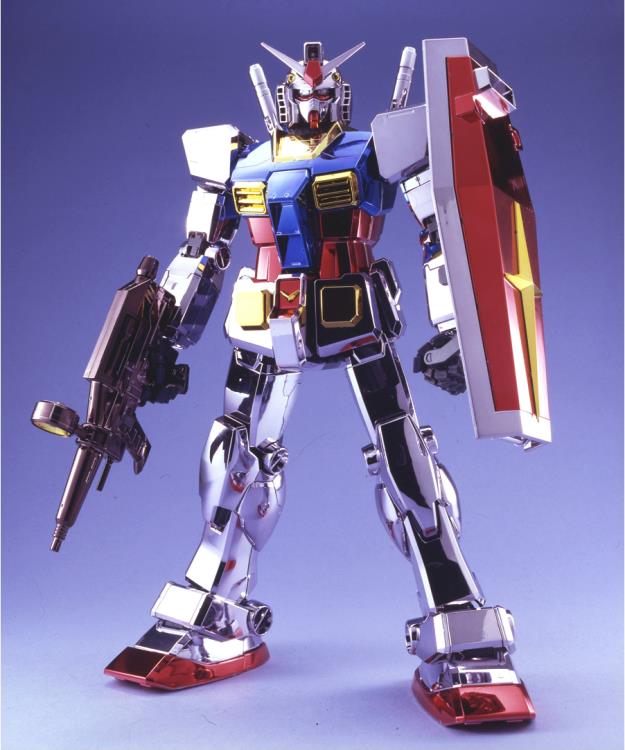 Mobile Suit Gundam PG RX-78-2 Gundam (Chrome Plated Ver.) 1/60 Scale Model Kit Gallery Image 3