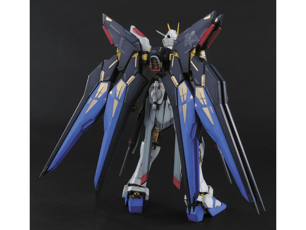 Mobile Suit Gundam SEED Destiny PG Strike Freedom Gundam 1/60 Scale Model Kit Gallery Image 4