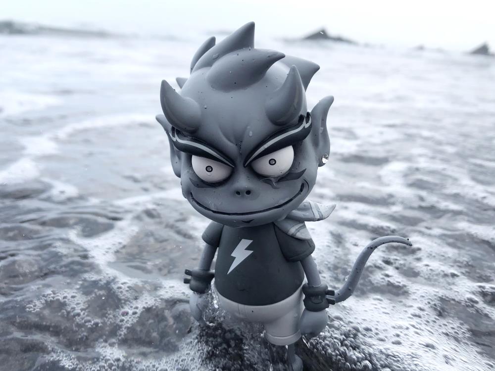 Urban Devil Grayscale Variant Limited Edition Action Figure Gallery Image 7