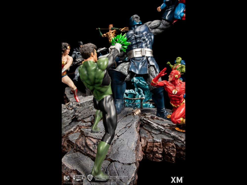 Justice League vs. Darkseid 1/6 Scale Limited Edition Epic Diorama (Full Color) Gallery Image 9