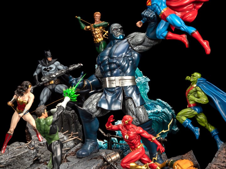 Justice League vs. Darkseid 1/6 Scale Limited Edition Epic Diorama (Full Color) Gallery Image 1