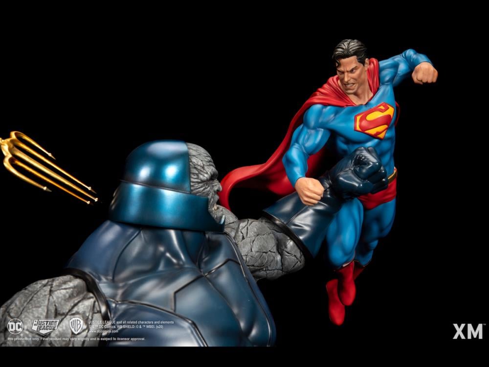 Justice League vs. Darkseid 1/6 Scale Limited Edition Epic Diorama (Full Color) Gallery Image 14