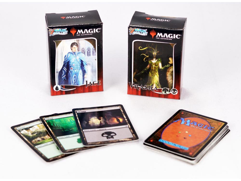 Magic: The Gathering World’s Smallest Jace vs. Vraska Duel Decks Gallery Image 3