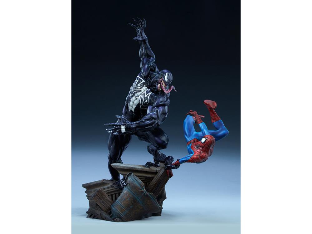 Marvel Spider-Man vs. Venom Maquette Gallery Image 4