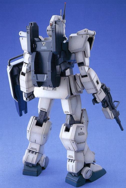 Mobile Suit Gundam: The 08th MS Team MG RX-79(G) Ez-8 Gundam Ez-8 1/100 Scale Model Kit Gallery Image 4
