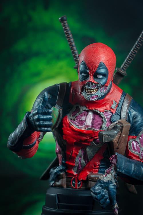 Marvel Deadpool Zombie 1/6 Scale SDCC 2020 Exclusive Bust Gallery Image 10