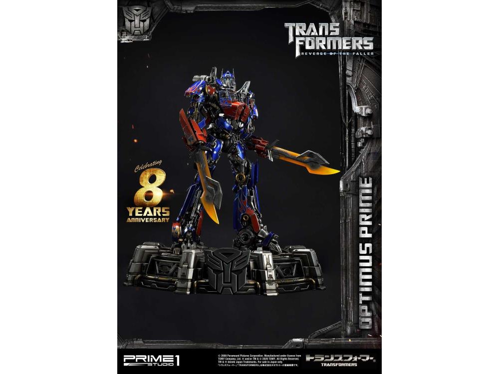 Transformers: Revenge of the Fallen Museum Masterline Optimus Prime Statue Gallery Image 9