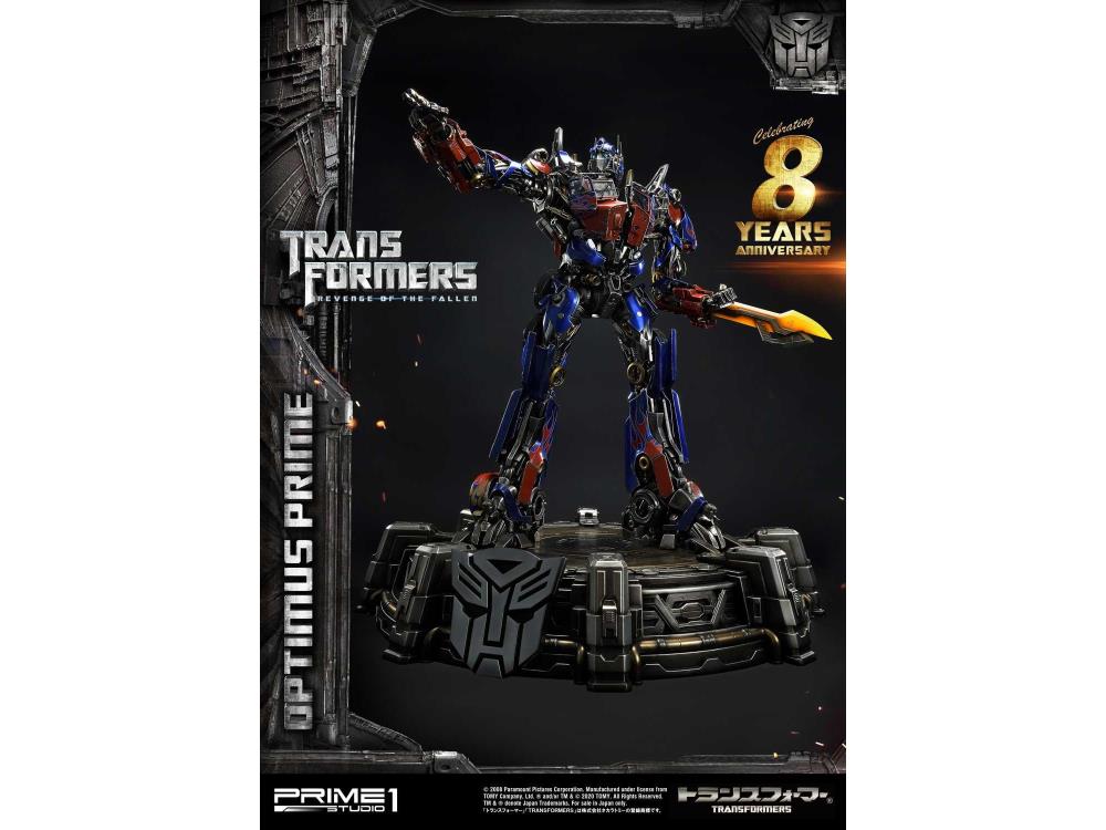 Transformers: Revenge of the Fallen Museum Masterline Optimus Prime Statue Gallery Image 7