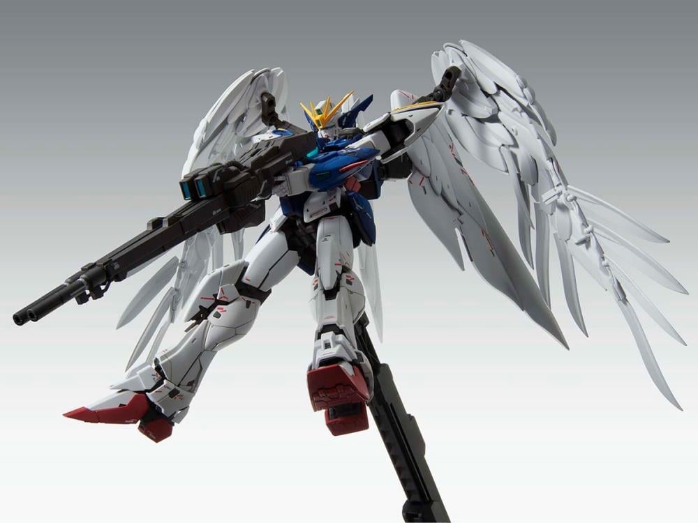 Gundam MG 1/100 Wing Gundam Zero EW (Ver.Ka) Model Kit