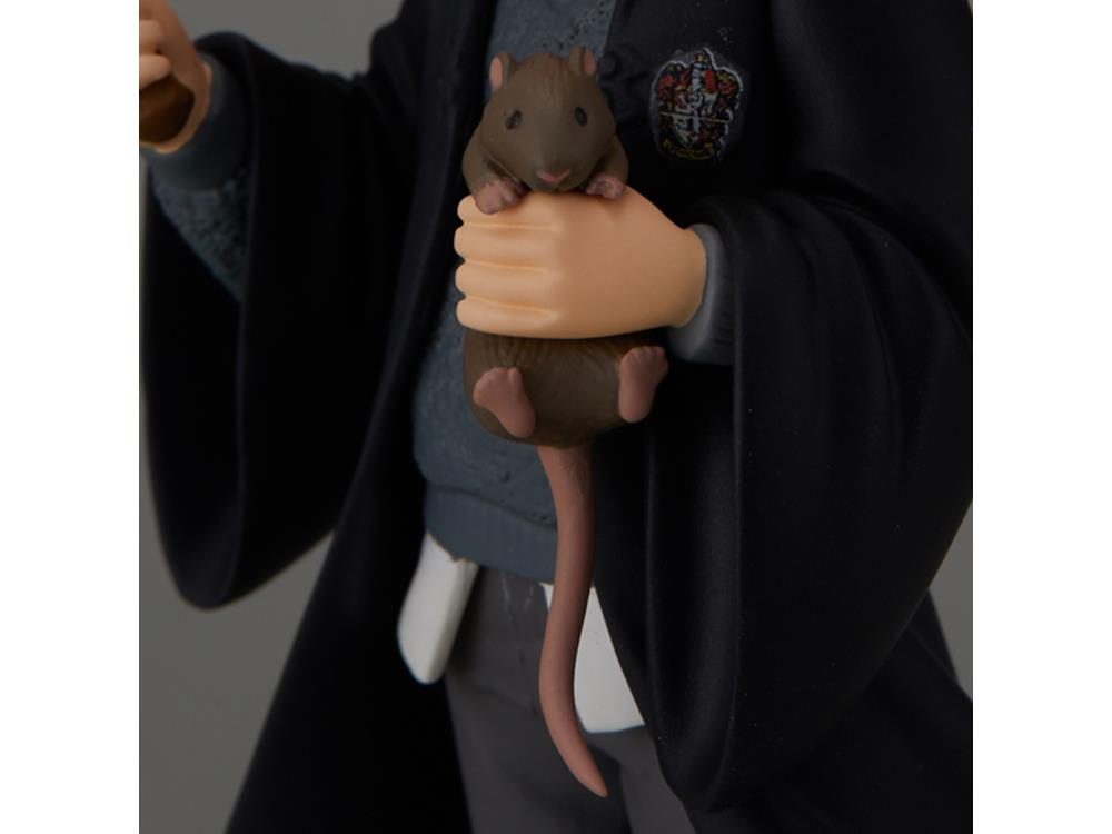 Harry Potter Q Posket Ron Weasley With Scabbers Gallery Image 8