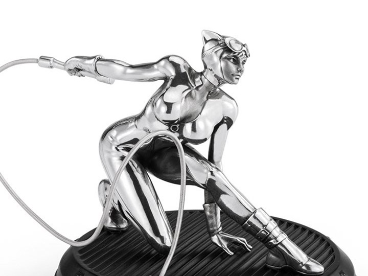 DC Comics Catwoman Pewter Collectible Figurine Gallery Image 1