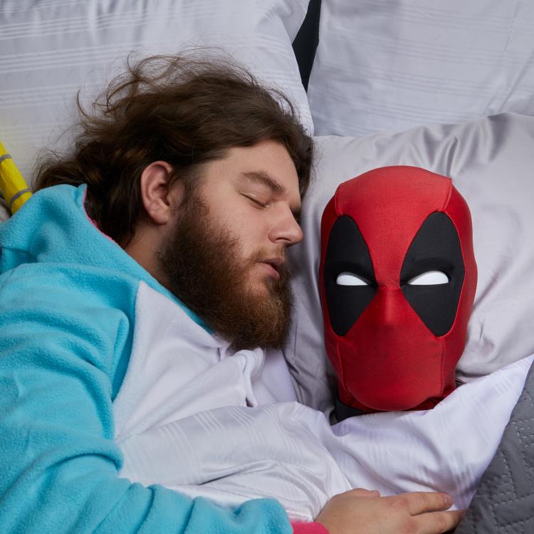 Marvel Legends Deadpool’s Premium Interactive Head Gallery Image 8