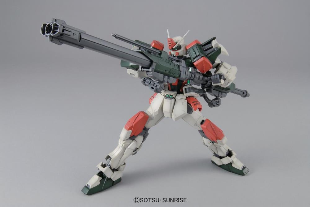 Mobile Suit Gundam SEED Destiny MG Buster Gundam 1/100 Scale Model Kit Gallery Image 4