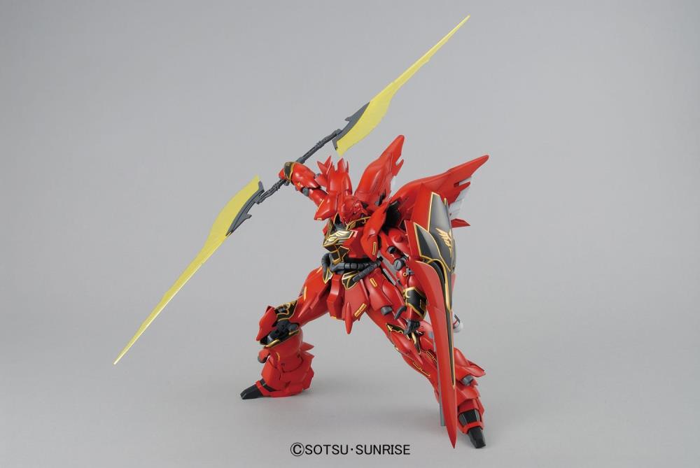 Mobile Suit Gundam Unicorn MG Sinanju (Anime Ver.) 1/100 Scale Model Kit Gallery Image 4