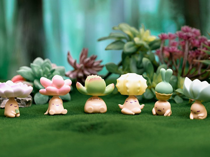 Succulent Plant Alien World Designer Series Box of 6 Figures Gallery Image 1