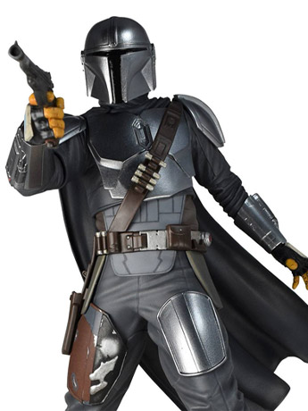 Star Wars Premier Collection The Mandalorian (MK3) Limited Edition Statue Gallery Image 2