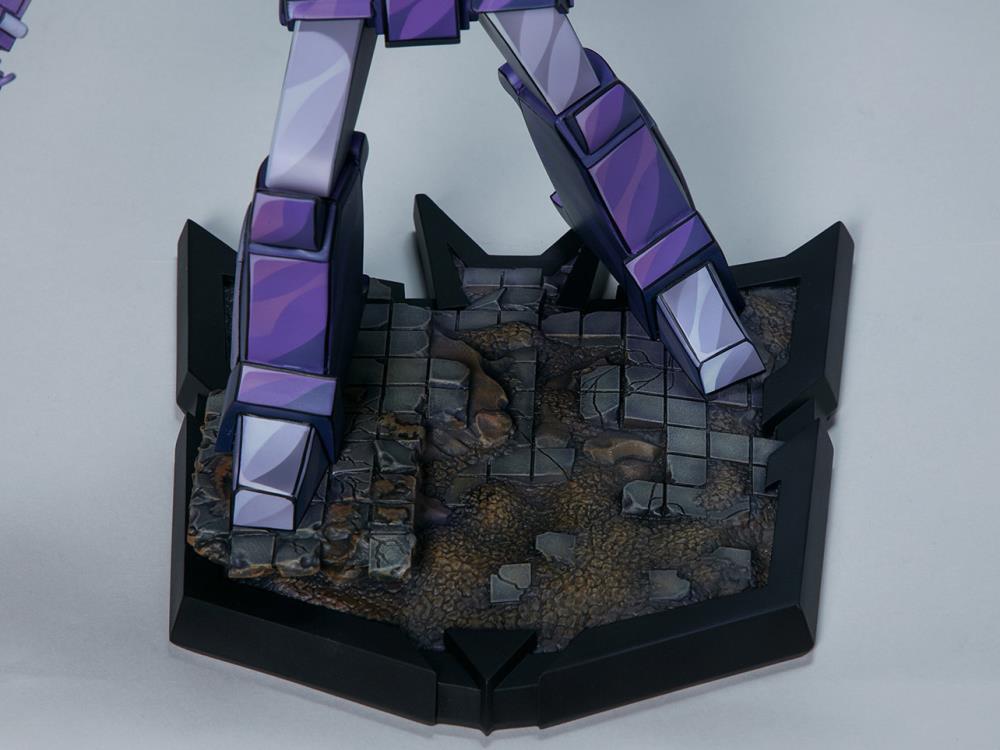 Transformers Classic Scale Shockwave Limited Edition Statue Gallery Image 16