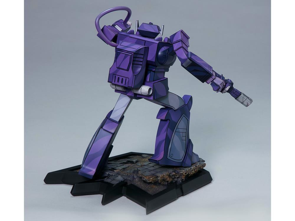 Transformers Classic Scale Shockwave Limited Edition Statue Gallery Image 9