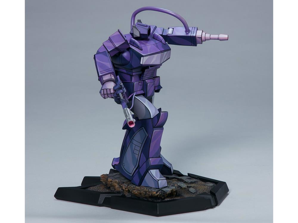 Transformers Classic Scale Shockwave Limited Edition Statue Gallery Image 11