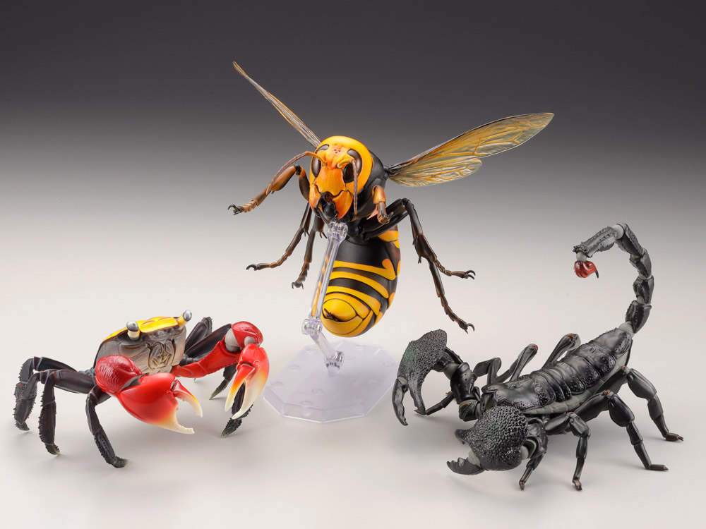 Revoltech RevoGeo Vespa Mandarinia (Asian Giant Hornet) Gallery Image 20