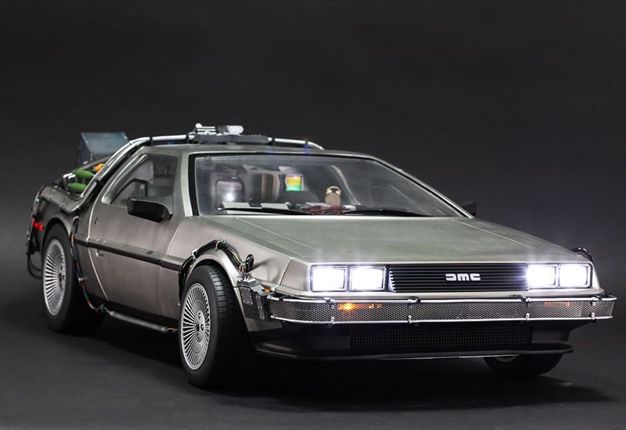 Back to the Future MMS260 DeLorean Time Machine 1/6th Scale Collectible Vehicle Gallery Image 3
