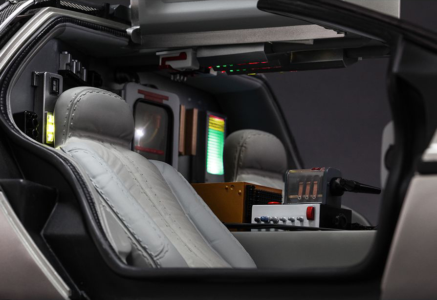 Back to the Future MMS260 DeLorean Time Machine 1/6th Scale Collectible Vehicle Gallery Image 6