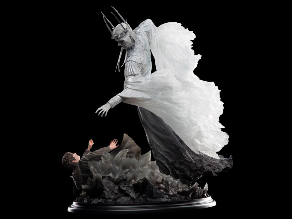 The Lord of the Rings The Witch-King & Frodo at Weathertop 1/6 Scale Limited Edition Statue Gallery Image 5