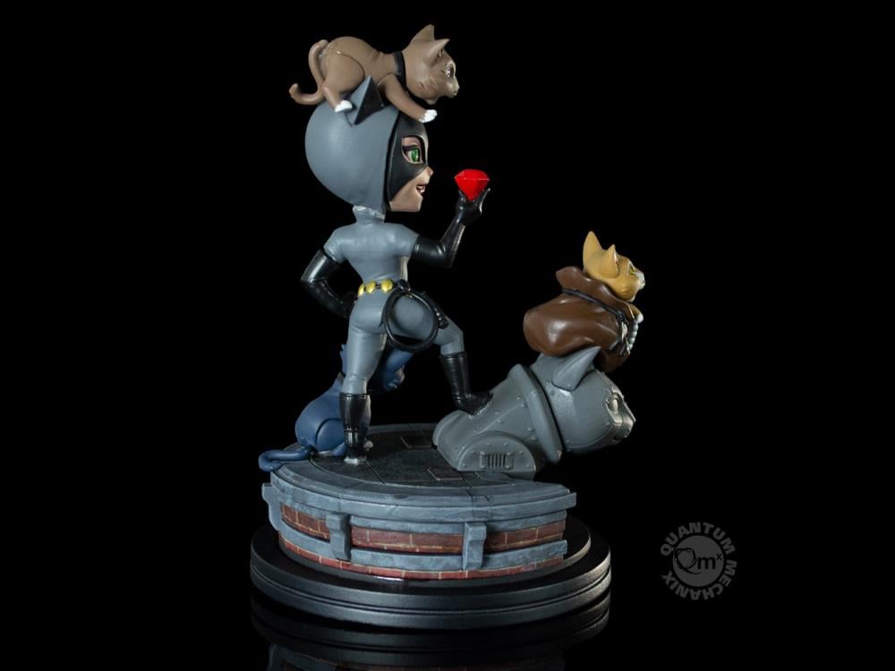 Batman: The Animated Series Q-Fig Elite Catwoman Diorama Gallery Image 7