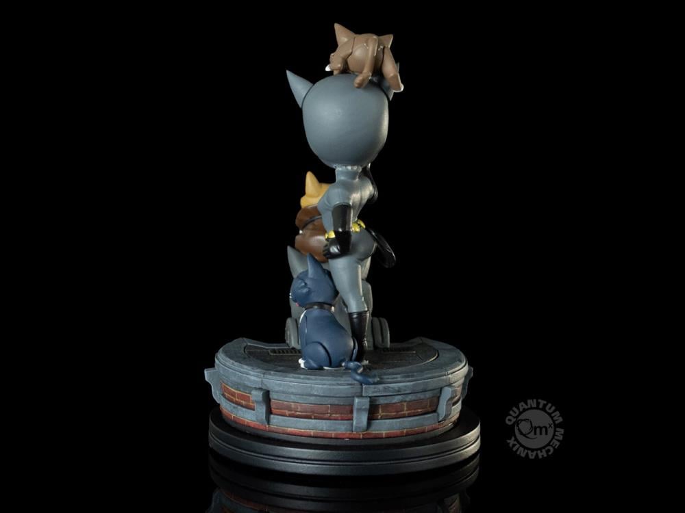 Batman: The Animated Series Q-Fig Elite Catwoman Diorama Gallery Image 6