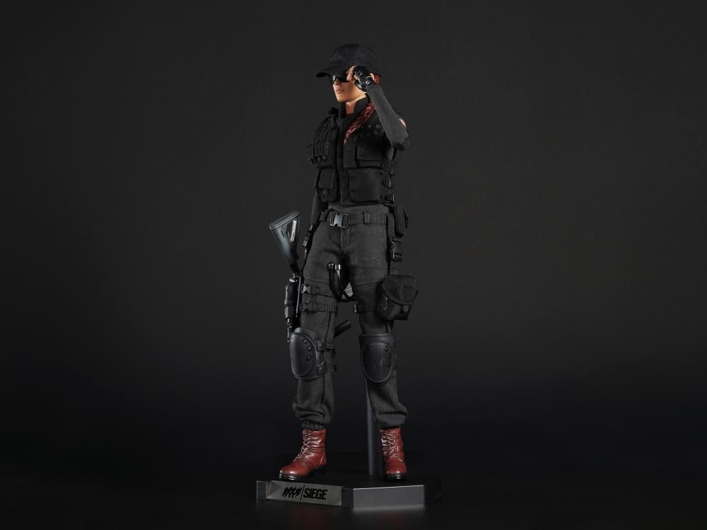 Rainbow Six: Siege Ash 1/6 Scale Figure Gallery Image 3