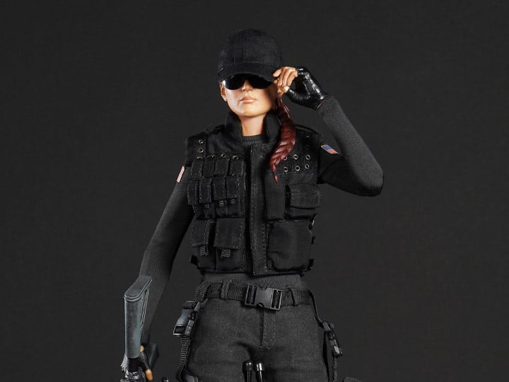 Rainbow Six: Siege Ash 1/6 Scale Figure Gallery Image 1