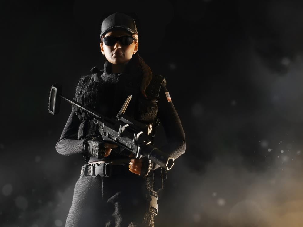 Rainbow Six: Siege Ash 1/6 Scale Figure Gallery Image 7