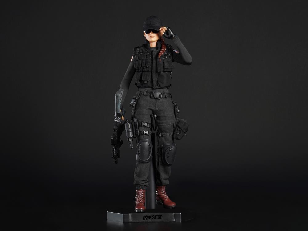 Rainbow Six: Siege Ash 1/6 Scale Figure Gallery Image 4