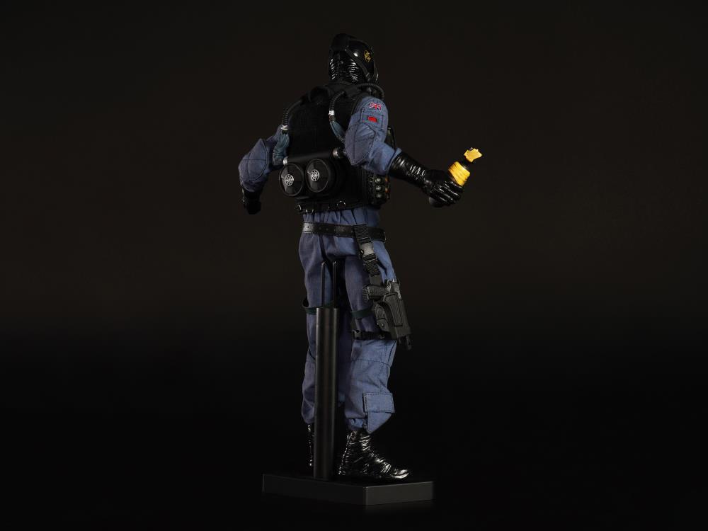 Rainbow Six: Siege Smoke 1/6 Scale Figure Gallery Image 5