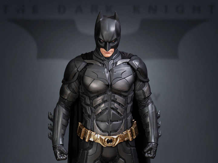 The Dark Knight Batman 1/3 Scale Statue Gallery Image 1