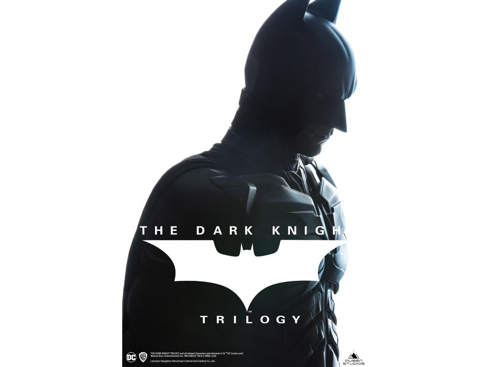 The Dark Knight Batman 1/3 Scale Statue Gallery Image 8