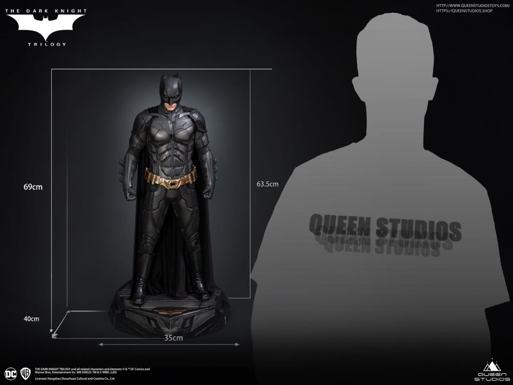 The Dark Knight Batman 1/3 Scale Statue Gallery Image 15